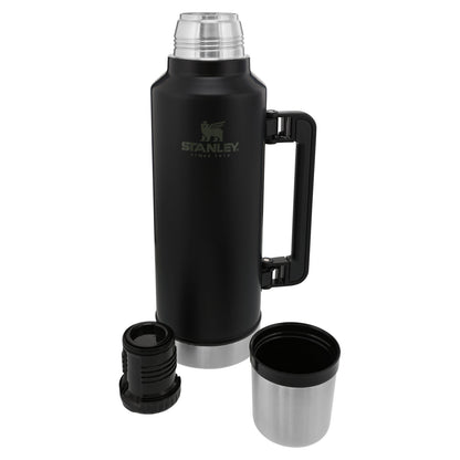 Classic Legendary Bottle, 1.9 lt, Matte Black Pebble