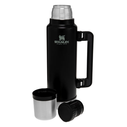 Classic Legendary Bottle, 1.4 lt, Matte Black Pebble